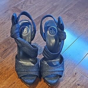 Jessica Simpson Elegant Black Denim Heels size 7.5
